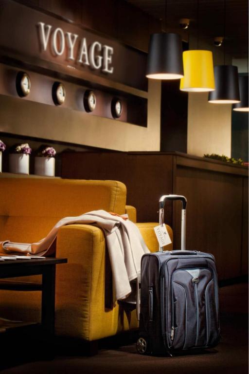 Voyage Hotel Karagandy Екстериор снимка